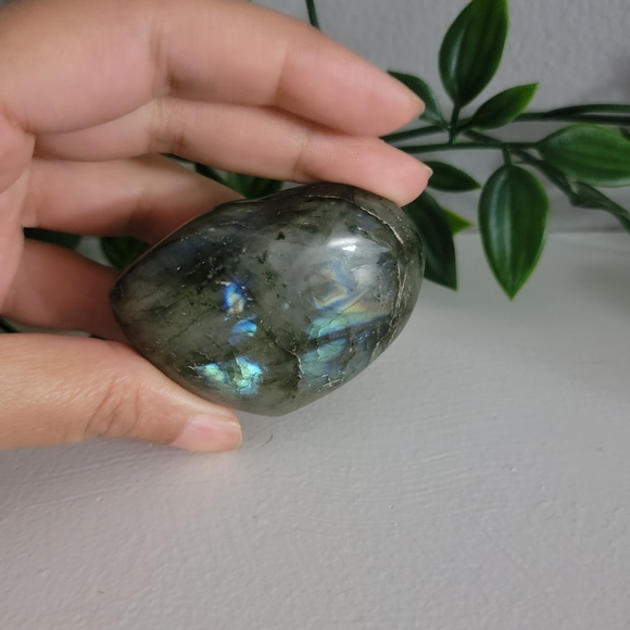 Laboradorite heart - Picture 5 of 7